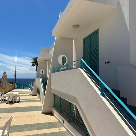 Terrazze Del Mare Aparthotel Racale Buitenkant foto