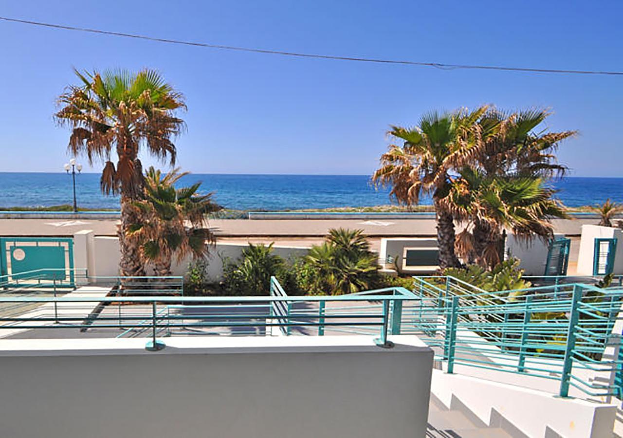 Terrazze Del Mare Aparthotel Racale Buitenkant foto