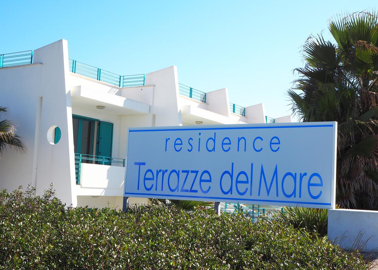Terrazze Del Mare Aparthotel Racale Buitenkant foto
