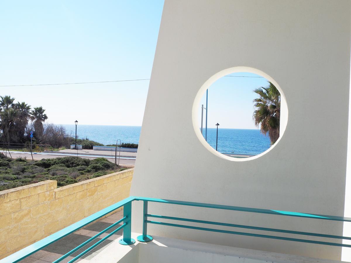 Terrazze Del Mare Aparthotel Racale Buitenkant foto